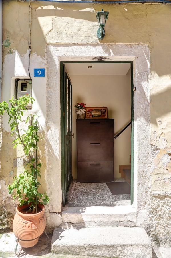 Luminous 2Bd Stone Apt In The Alleys Of Corfu Town 외부 사진